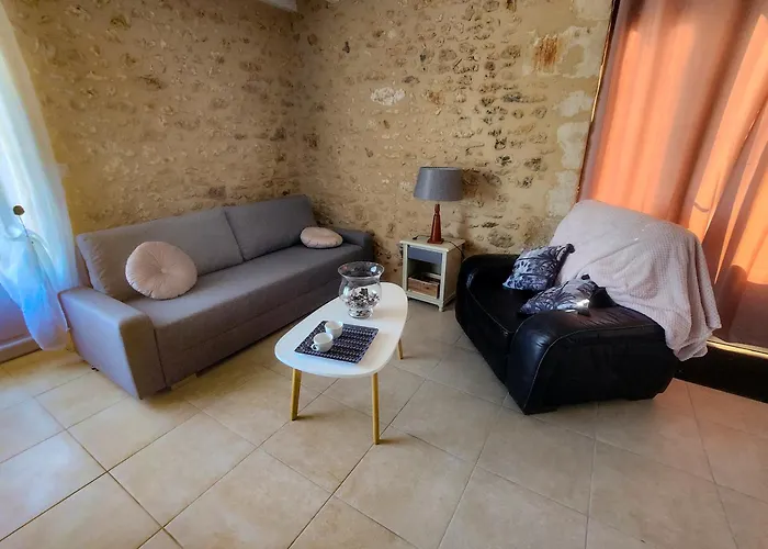 Nyaraló Des Tilleuls Veyrines-de-Vergt